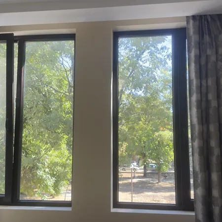 Garden ホテル ヴィディン